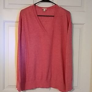 Light red GAP V-neck sweater